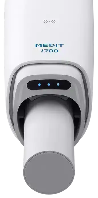 Medit i700 escáner intraoral para odontología, tecnología avanzada para captura de imágenes dentales precisas y rápidas.