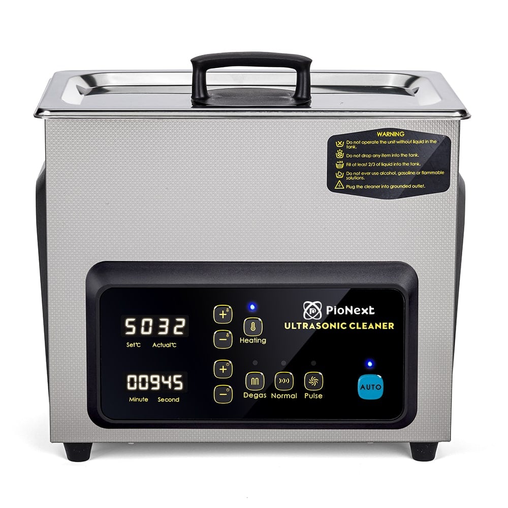 Equipo de limpieza ultrasónica dental PioNext para clínicas odontológicas, con pantalla digital y control de temperatura y tiempo.